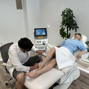 Machine d'épilation portable KM Ice 810nm diode à fibre Laser 808 fibre optique couplée laser épilation soins de la peau <span class=keywords><strong>appareil</strong></span> de beauté - Product Image 1