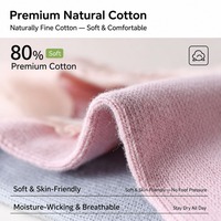 Chaussettes de yoga et de Pilates personnalisées OEM pour jeunes femmes, à volants, antidérapantes, à cinq doigts, avec grip sur toute la semelle, sangle de maintien de la voûte plantaire, en coton respirant, style Balletcore