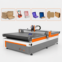 Machine de découpe automatique de carton ondulé, de papier nid d'abeille et de papier cartonné pour emballage