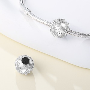 Pendentif classique plaqué argent, pendentif en forme de cœur sirène musicale flocon de neige, bijoux en laiton blanc, un cadeau pour femme - Product Image 2