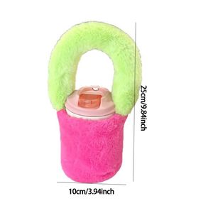 Housse de tasse isolante en peluche mignonne pour l'automne et l'hiver, résistante à la chaleur et aux chocs, portable - Product Image 2