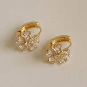 Gemnel new simple design jewelry 925 silver daisy earring charming flower huggies for girls
