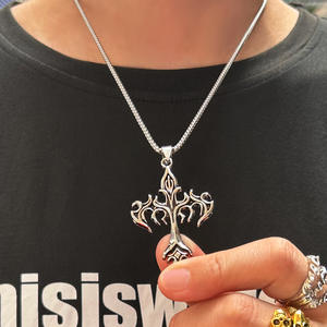 Collier pendentif en acier inoxydable, style hip-hop punk sportif, avec motif <span class=keywords><strong>de</strong></span> cheval, <span class=keywords><strong>de</strong></span> crâne et <span class=keywords><strong>de</strong></span> croix, pour jeunes artistes, unisexe, tendance en Europe et en Amérique - Product Image 1