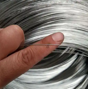 مصنع صيني رائد لأسلاك الصلب المجلفن يوفر أسلاك عالية الجودة بسمك 1.2 مم و1.5 مم من نوع Q195 وQ235 وSAE1006 وSAE1008 لصناعة المسامير - Product Image 3