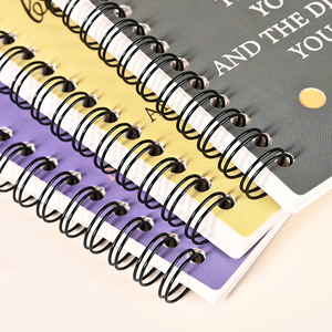 Bloc-notes en spirale simple et élégant, ensemble de stylos avec logo personnalisé, bloc-notes en spirale en papier kraft - Product Image 2