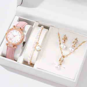 Set <span class=keywords><strong>de</strong></span> Regalo <span class=keywords><strong>de</strong></span> 5 Piezas <span class=keywords><strong>para</strong></span> Baby Shower: Reloj <span class=keywords><strong>de</strong></span> Cuarzo <span class=keywords><strong>para</strong></span> Mujer, Pulsera <span class=keywords><strong>de</strong></span> Perlas, Collar, Pendientes, Regalo Plateado <span class=keywords><strong>para</strong></span> Recién <span class=keywords><strong>Nacida</strong></span>, Recuerdo <span class=keywords><strong>de</strong></span> Fiesta <span class=keywords><strong>de</strong></span> Cumpleaños <span class=keywords><strong>para</strong></span> Niña - Product Image 2