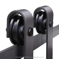 Kit de quincaillerie pour porte de grange coulissante en bois simple de style moderne rouleau de roue noir de base système de rail plat pour porte de grange en acier au carbone
