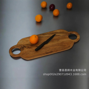 Tabla de cortar rectangular de madera de acacia con asa para uso en la cocina - Product Image 3