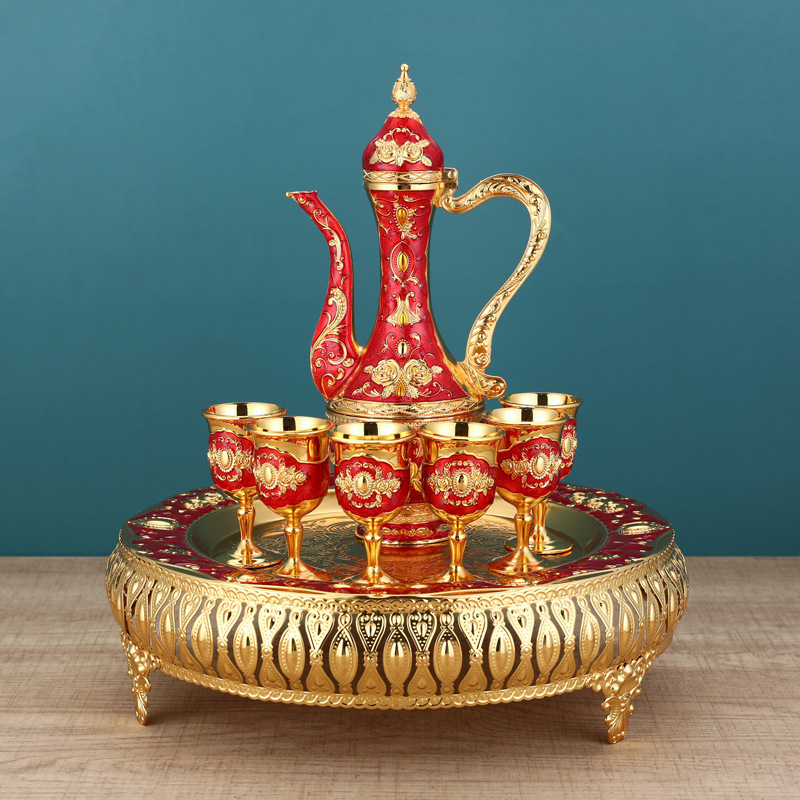 Gold and Red Rose Flower Drinkware Set