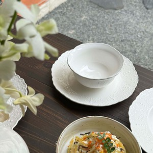 10-Inch White Ceramic Dinner Table with <b>Stand</b> Court-Style <b>Plate</b> Dish for Beautiful Weddings and Parties Valentine's Day Gift - Product Image 5