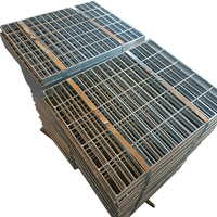 Grille de drainage en acier galvanisé à chaud anti-corrosion personnalisée pour extérieur, plaque de couverture de caniveau Q235B