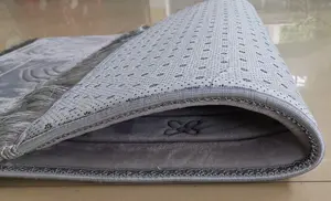 Alfombra de franela con relieve/estampado de espuma viscoelástica, estera de oración musulmana, alfombra de oración Islámica