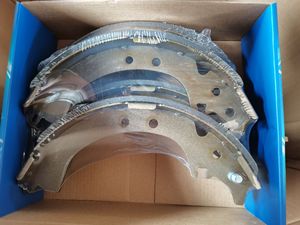 K4425 produttori cinesi rivestimento ganasce freno ricambi Auto ganasce freno Auto zapatas de freno per Isuzu - Product Image 5