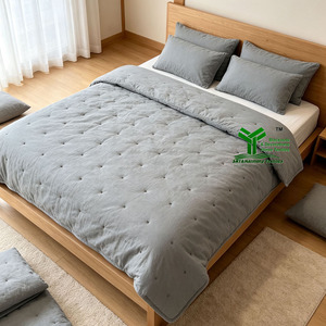 Couette de luxe sur mesure, super douce, 100% polyester, écologique, toutes saisons, pour la maison et la chambre d'hôtel - Product Image 1