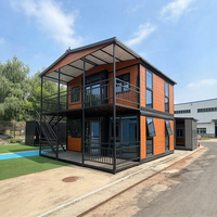 Maison conteneur préfabriquée modulaire portable et extensible à double étage et double ailes, directement de l'usine, avec intérieur moderne et respirant, idéale pour salle de sport ou habitation