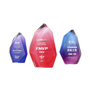 Cristal géométrique de haute qualité taillé matières premières vierges en gros personnalisé sculpté décorations de Noël fabricants de source - Product Image 1
