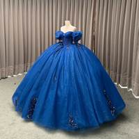 Robe de bal de Quinceañera bleu scintillant avec finition pailletée, corsage perlé et détail nœud pour les 16 ans et les fêtes, dentelle florale