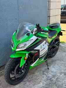 Vendita <span class=keywords><strong>Kawasaki</strong></span> Ninja Vintage Sportbike da corsa pesante benzina <span class=keywords><strong>moto</strong></span> da strada con motore Brushless e scarico Street Sport Bike - Product Image 4