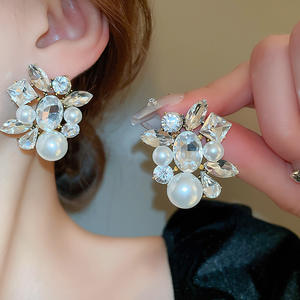 Aguja de plata con incrustaciones de diamantes, gota ovalada, perla, del Sur Corea, luz, lujo, gama alta, moda, venta al por mayor, pendientes de tuerca para mujer - Product Image 1