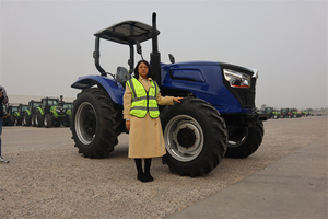 Tractor agrícola BITSMANN ATK1304 130HP 4WD a la venta o <span class=keywords><strong>alquiler</strong></span> de tractor agrícola resistente para labranza, plantación y transporte - Product Image 2