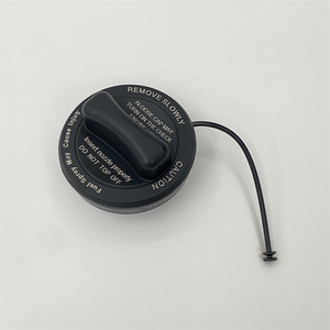 STZT 2224700205 Bouchon <span class=keywords><strong>de</strong></span> réservoir <span class=keywords><strong>de</strong></span> carburant pour <span class=keywords><strong>Mercedes</strong></span> Benz 1684700205 2114700405 2154700105 2214700605 2304700205 2304700405 - Product Image 6