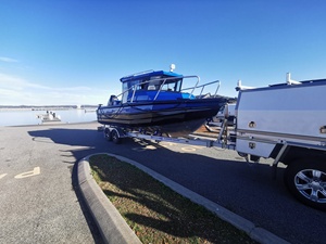 <span class=keywords><strong>Bateau</strong></span> de plaisance de luxe en aluminium Gospel Boat 7,5 m (25 pieds) rapide, économique et facile à manier, type Walk Around, pour la <span class=keywords><strong>pêche</strong></span>, la croisière et les excursions. - Product Image 1