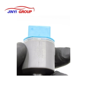 สวิตช์ไฟเบรคสำหรับโตโยต้า C-HR MK1 8434009370 84340-09370 - Product Image 4