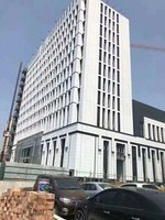 Granito G3765 de Baja Absorción de Agua, Previene la Efloresencia en Fachadas de Edificios
