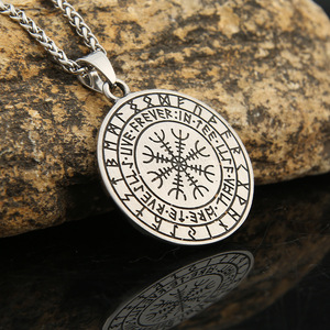 Yunnique – collier avec pendentif marteau de Thor, style nordique Viking, en acier inoxydable, design bouclier pour hommes, bijoux tendance rétro, cadeau, chaîne de 60cm - Product Image 3