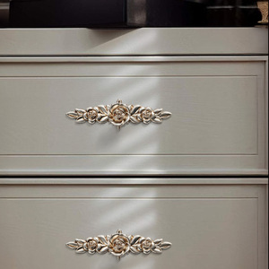Weiße Rosenblüten-Zinklegierung Möbelbeschläge Moderne Küchenschrankgriffe Schubladenknöpfe Kleiderschrank Schranktür Schlafzimmer - Product Image 3