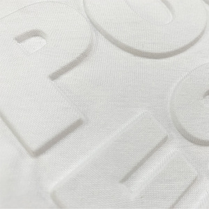 Etiqueta de tela con relieve para bolsos y carteras, material de algodón, personalización OEM - Product Image 1
