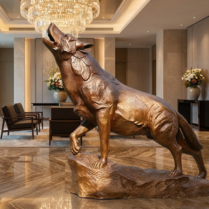 Escultura de Lobo Silvestre en Bronce Hecha a Medida - Técnica de Fundición Adaptada a sus Especificaciones - Figura de Animal - Product Image 1