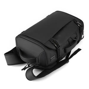 Mochila de Viaje Oxford Impermeable de Gran Capacidad para Hombre, Ligera, con Función USB, Estilo Ejecutivo, para Portátil, de Poliéster - Product Image 4