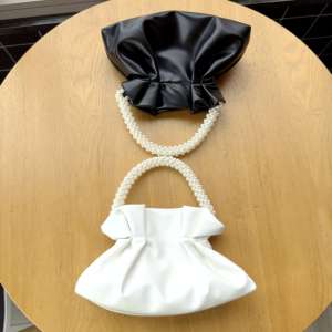 Nuevo Bolso de Mano de Lujo BeBeLe para Eventos Nocturnos, Acabado Brillante, Forro de Poliéster, Moda Europea y Americana para Toda Temporada - Product Image 5