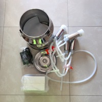 Offre Spéciale 7L, 14L seau en acier inoxydable Portable Mini pulse vache chèvre Machine à traire avec batterie rechargeable et adaptateur