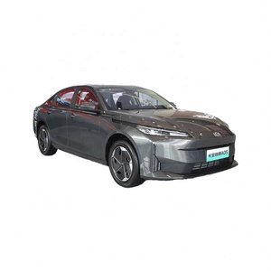 2025 Changan Qiyuan A05 coche de gasolina eléctrico híbrido Vehículo de nueva energía Venta caliente COMERCIO DE China - Product Image 1