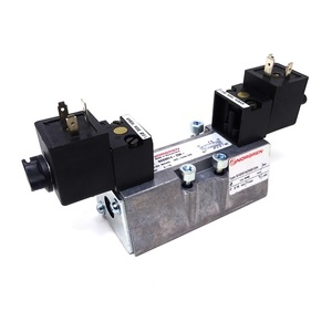 Válvula Direccional Solenoide-Piloto SXE9674-Z60-81-33N 5/<span class=keywords><strong>3</strong></span>, Tamaño ISO 2, Retorno por Resorte, 16 bar Máx., Bobina de 24 VCC, Gran Venta - Product Image 1