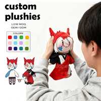 Peluche personnalisée de personnage de dessin animé, figurine d'anime, jouet en peluche, vêtements sur mesure, vente en gros, peluche douce de collection, cadeau