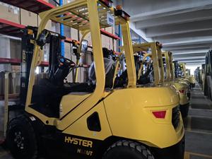 Montacargas Diésel Hyster, Marca Americana de Alta Gama, Mini Montacargas de <span class=keywords><strong>3</strong></span> y 5 Toneladas con Motor Kubota, Neumáticos EPA - Product Image 3