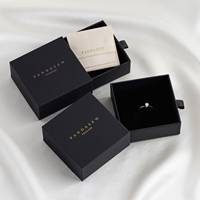Boîte cadeau de luxe personnalisée avec logo blanc et rose pour bijoux, emballage pour bagues, boucles d'oreilles, pochette à bijoux