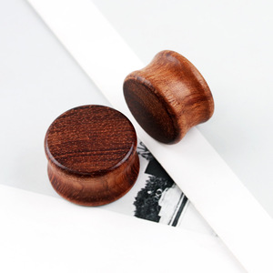 Marrone Rosso Legno Espie Tunnel per Orecchini per Orecchini in Legno Tragus Piercing Accessori Personalizzati Punk Body Piercing Gioielli - Product Image 4
