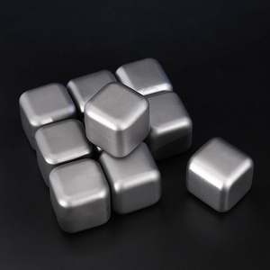 Glaçons en titane réutilisables Pierres à <span class=keywords><strong>whisky</strong></span> non fondantes Pierres réfrigérantes rechargeables pour <span class=keywords><strong>whisky</strong></span> et autres boissons - Product Image 2