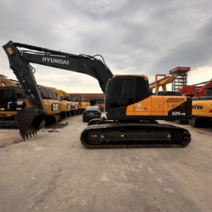 Mini pelle sur chenilles Hyundai 225LC-9S d'occasion de haute qualité 25 tonnes Prix compétitif Comprend la boîte de vitesses du moteur de la pompe à moteur - Product Image 6