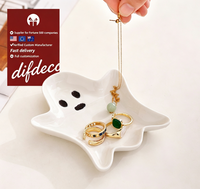 Plateau de rangement pour bijoux en porcelaine blanche, design créatif fantôme, style américain, ornement décoratif en forme de fantôme