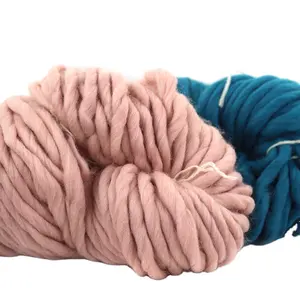 Popular Chunky Roving 100% Wool Yarn Bulky Yarn For Hand Knitting Carpet