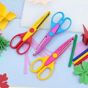 Top người bán cạnh <span class=keywords><strong>Craft</strong></span> 6-inch kéo thép không gỉ may vải Kid giấy Shears ngoằn ngoèo kéo trẻ em kéo cho trẻ em - Product Image 4