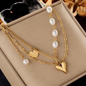 Collier pendentif personnalisé en acier inoxydable de qualité supérieure, plaqué or 18 carats, avec perles, cœur et papillon, pour femme, collier médaillon multicouche, cadeau - Product Image 5