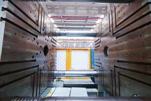 Machine de moulage par injection servo industrielle Lk Potenza‑III 1000 tonnes avec interface réseau cloud pour solution de moulage en usine intelligente - Product Image 2