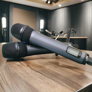 Microphone sans fil EW100G3 Microphone dynamique bande U à performance de 1 à 2 étages - Product Image 2