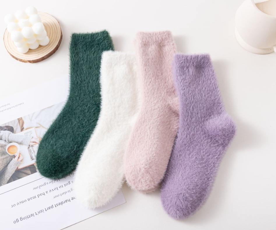 Super Soft Cozy Winter Socks Solid Color Women's Warm Soft Cozy Fluffy Socks